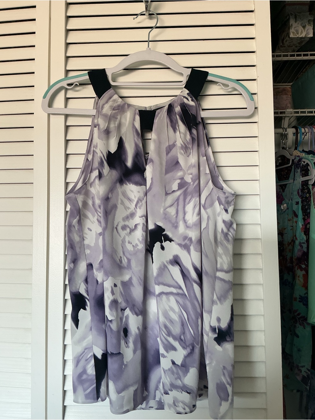 Ellen Tracy Lavender And Black Floral Halter Blouse